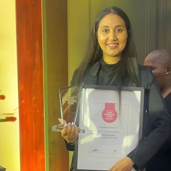 Copy of 800 x 600 Niche (2)