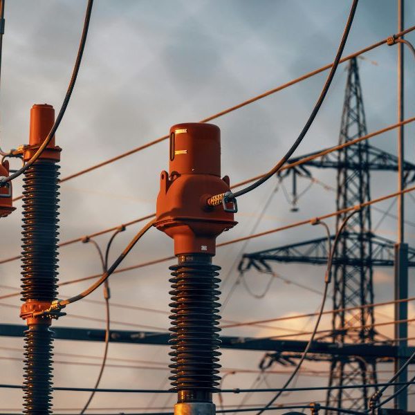 Energy & Utilities​